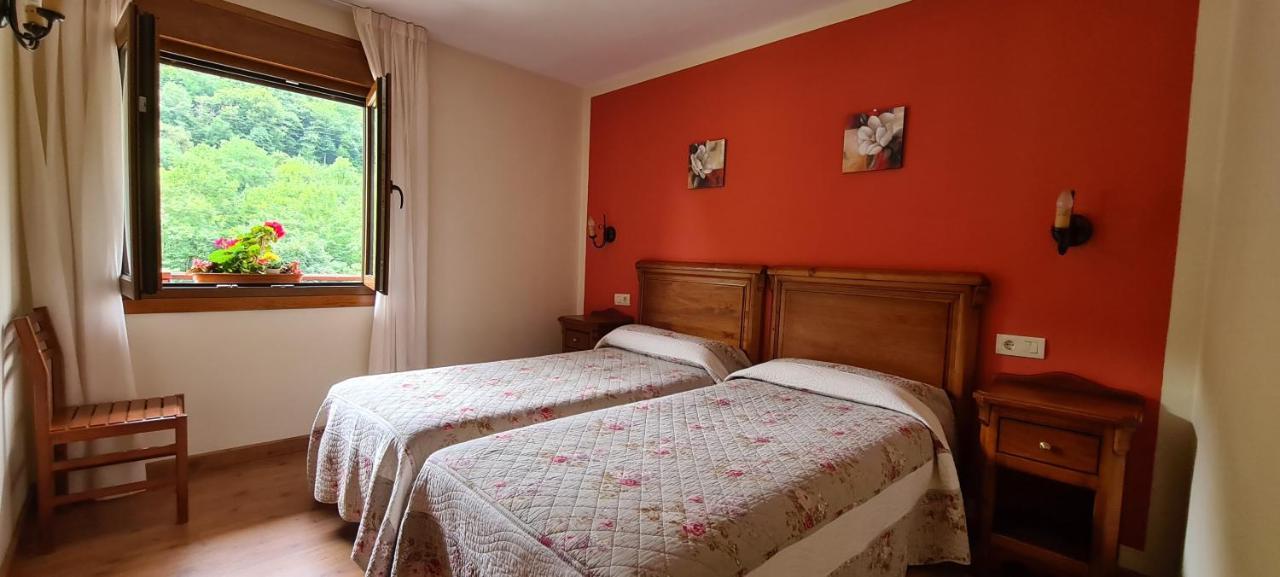 קרניה דה קברלס Apartamentos La Corona - Cabrales מראה חיצוני תמונה