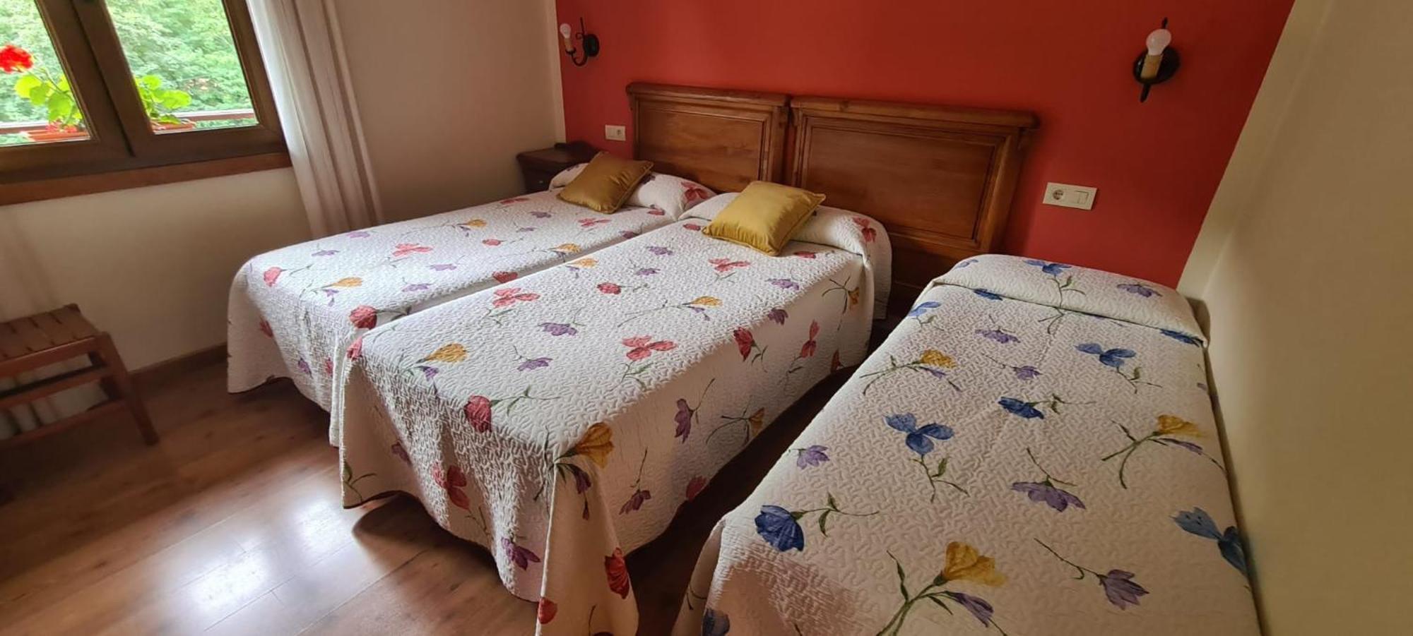 קרניה דה קברלס Apartamentos La Corona - Cabrales מראה חיצוני תמונה